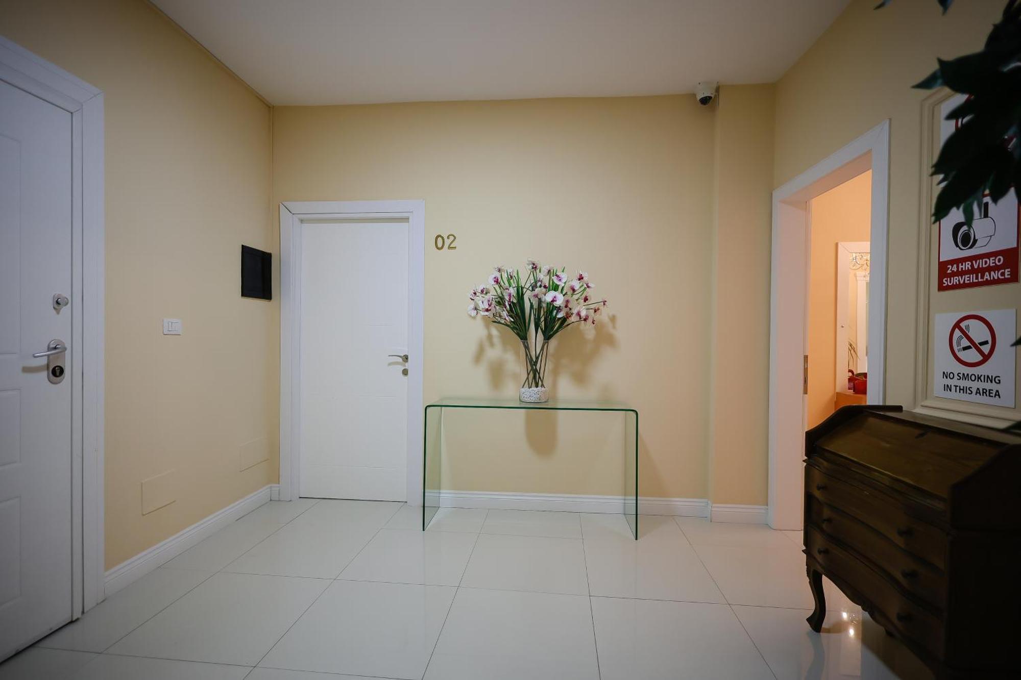 Near Me Apartments Тирана Экстерьер фото